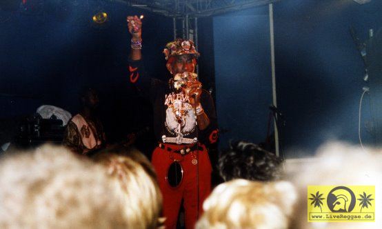 Lee Scratch Perry (Jam) with The Robotiks Band - Conne Island, Leipzig 31. Mai 2003 (5).jpg